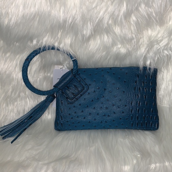 Various Color Vegan ostrich Print Wristlets Bundle (1 Blk, 1Coffee, 1 Blue) - Picture 7 of 14